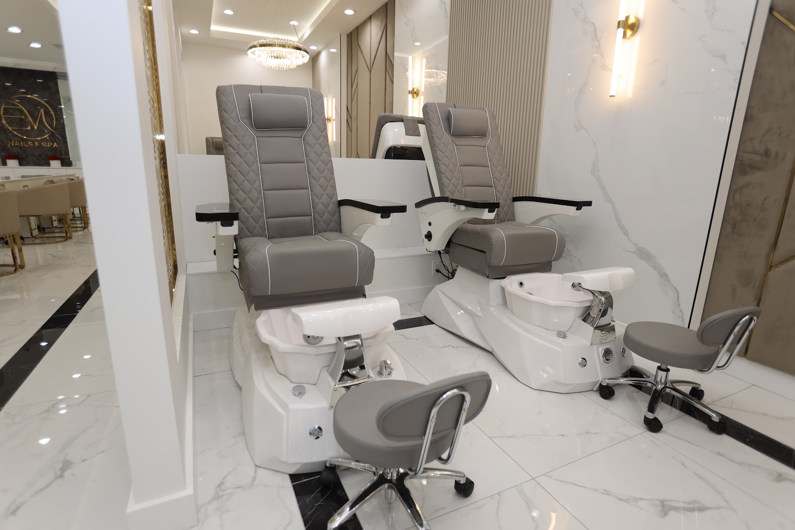 Em Nails & Spa nail photo 2